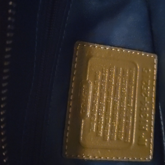 Coach bag - Picture 2 of 3